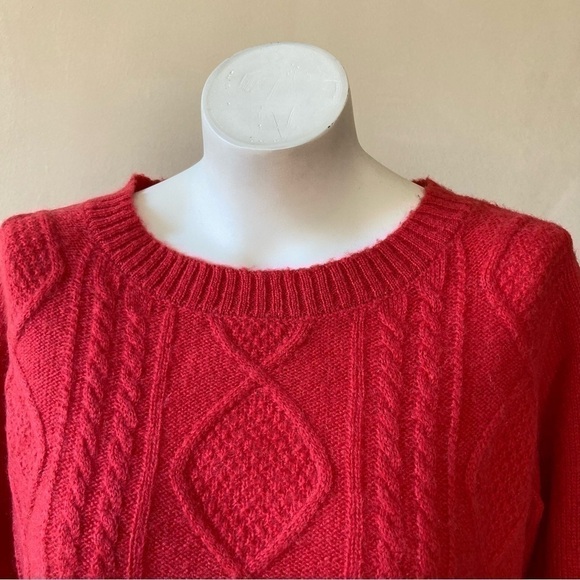 Woolrich | Cable Knit Wool Blend Crew Neck Fall Cherry Red Fisherman Sweater - Picture 2 of 7